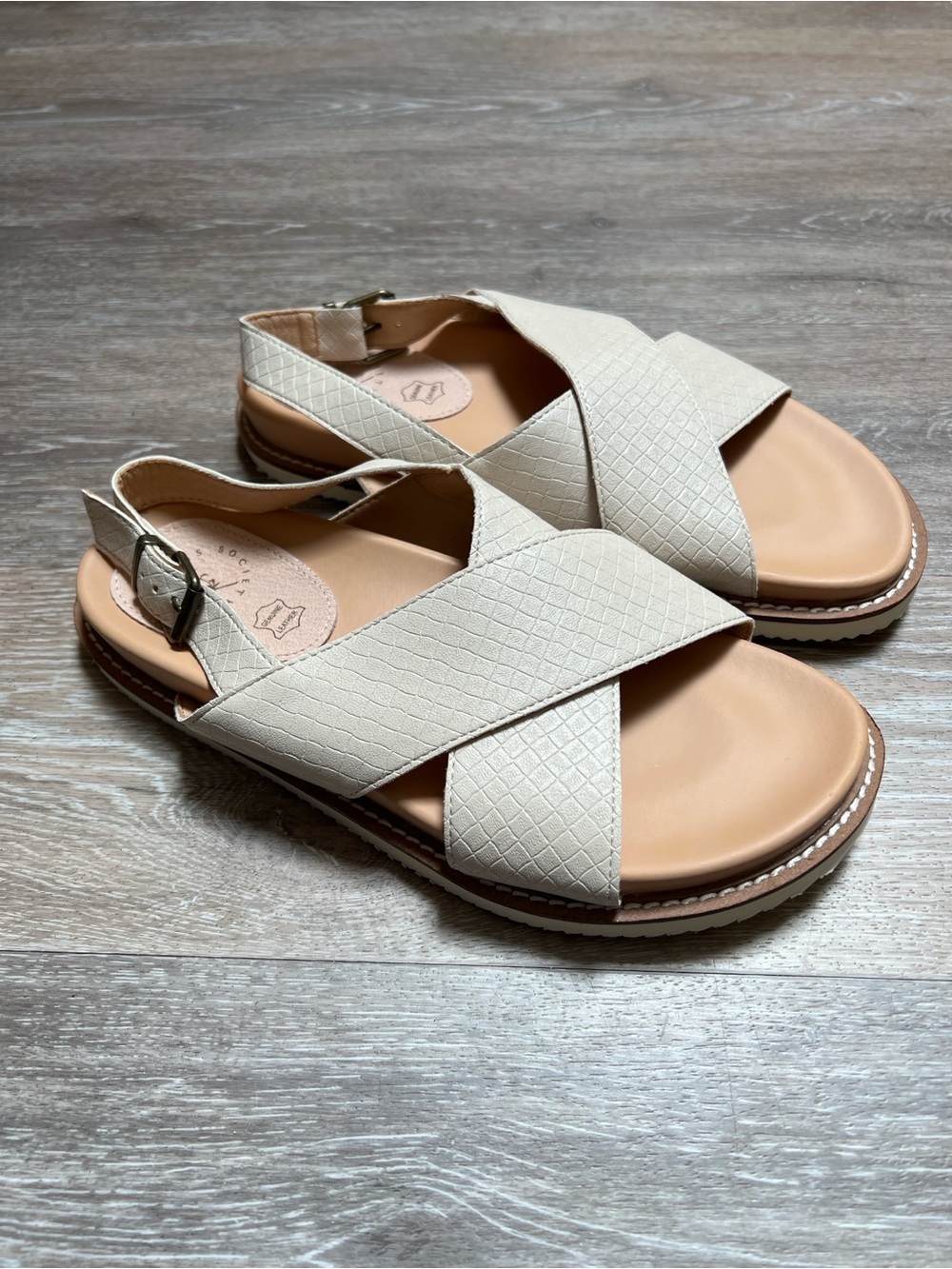 Women's Neutral Cross-Strap Slingback Sandals - Cream